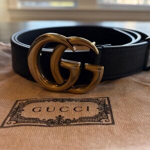Gucci Black Leather Belt with Gold Double G Buckle